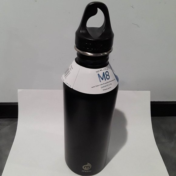 MIZU M8 STAINLESS STEEL WATER BOTTLE - HOLDS 25oz/750ml - BLACK - BRAND NEW - Picture 1 of 5
